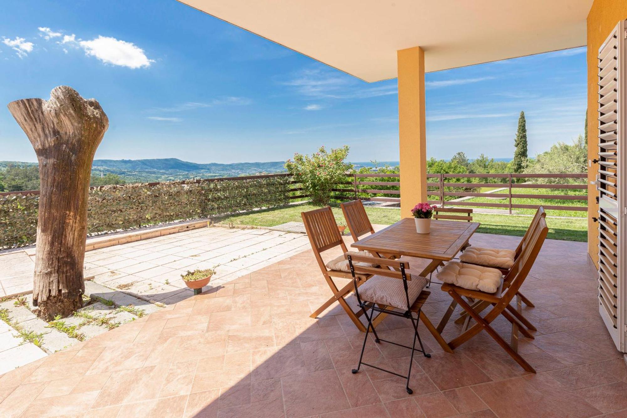 Apartments Souranded By Forest With Sea View Κόπερ Εξωτερικό φωτογραφία